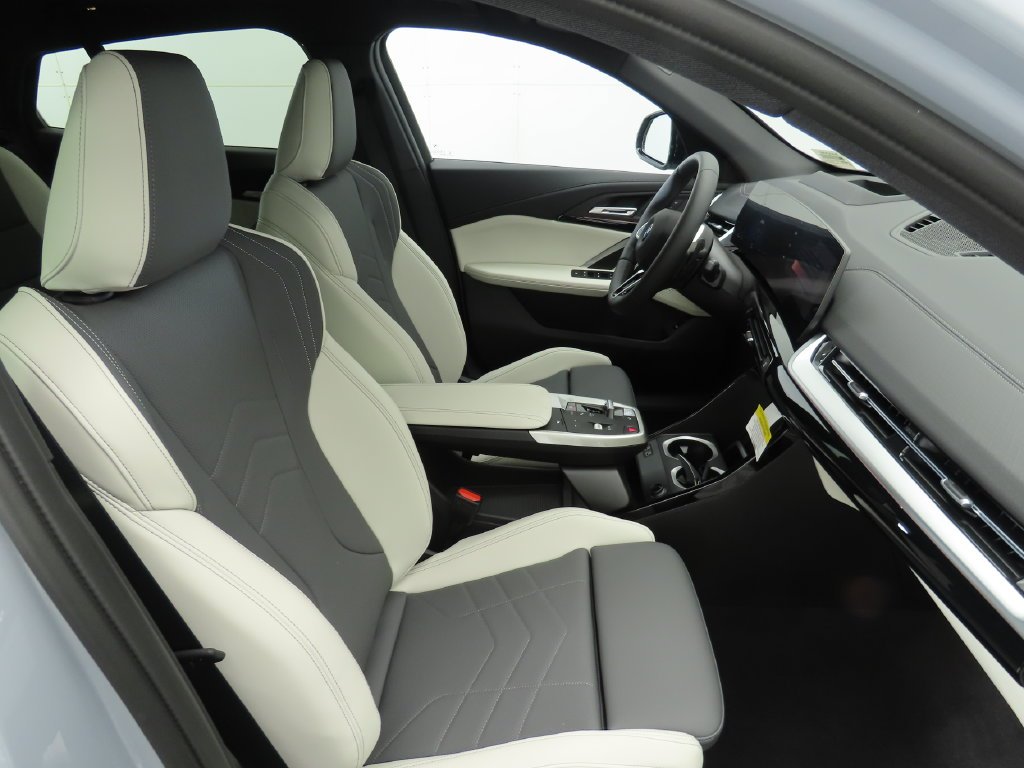 Certified Used 2026 Gray Metallic BMW xDrive28i image 20