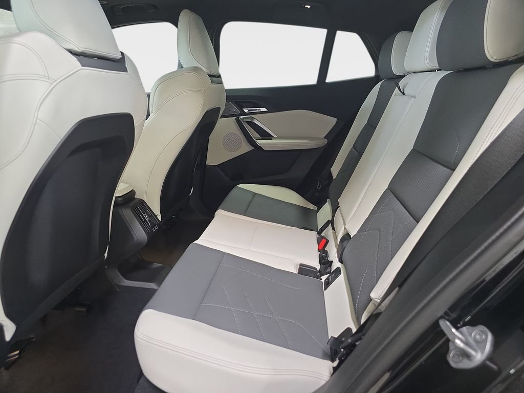New 2026 Black Sapphire Metallic BMW xDrive28i image 9