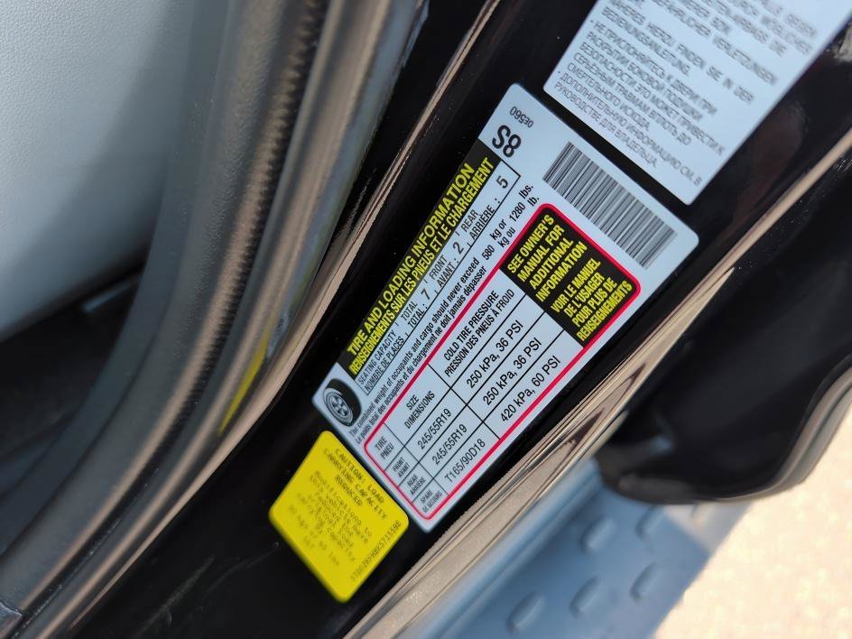Used 2019 Midnight Black Metallic Toyota Limited image 31