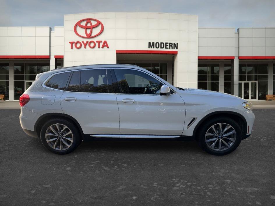 Used 2019 Alpine White BMW xDrive30i image 5