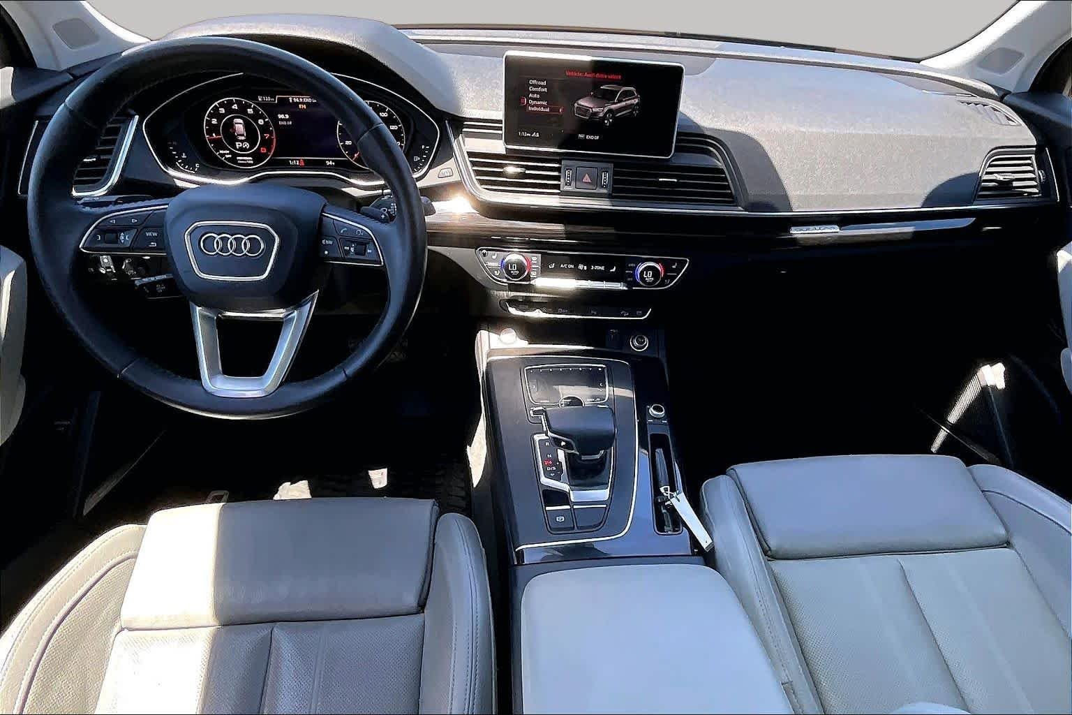 Used 2018 Azores Green Metallic Audi Prestige image 15