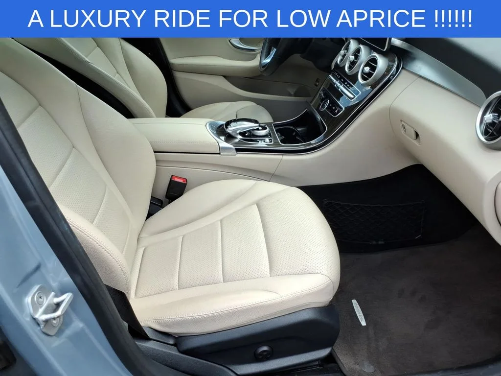 Used 2016 Silver Mercedes-Benz C 300 image 8