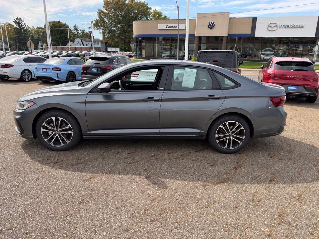 Used 2026 Gray Volkswagen 1.5T Sport image 8