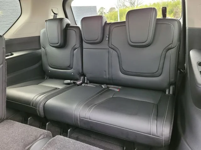 2026 Nissan Armada SV - Photo 12