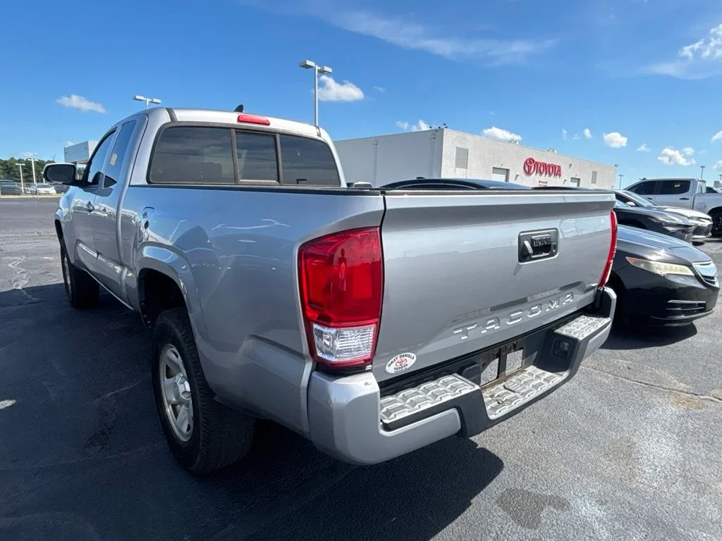 Used 2017 Silver Toyota SR image 4