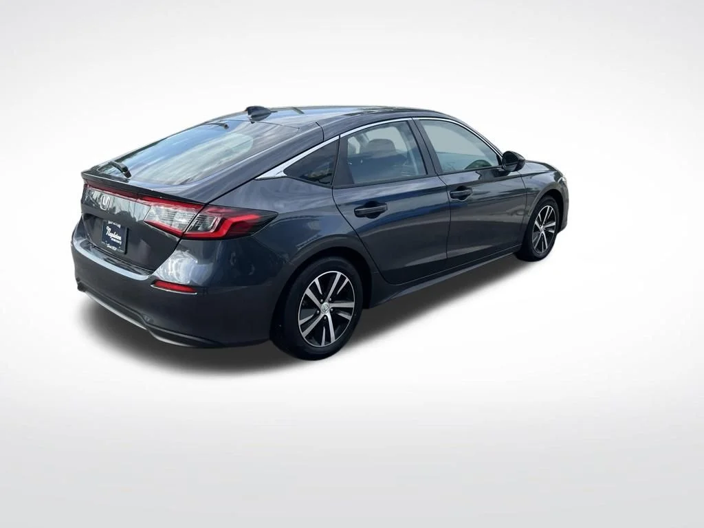 Used 2022 Meteorite Gray Metallic Honda LX image 9