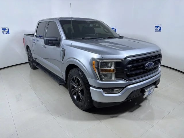 Used 2022 ICONICSILVER Ford XLT image 1