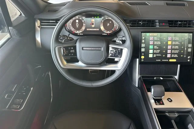 New 2026 Fuji White Land Rover SE image 13