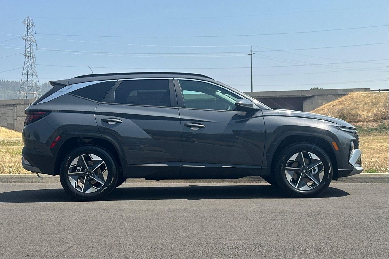 New 2026 Gray Hyundai SEL AWD image 2