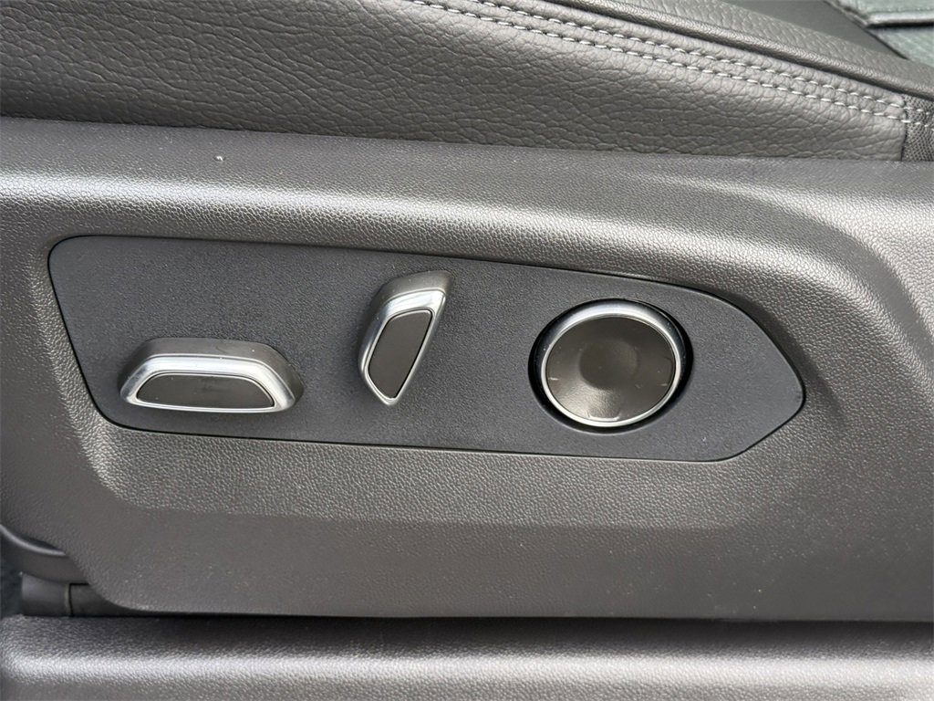 2026 GMC SIERRA - Image 16