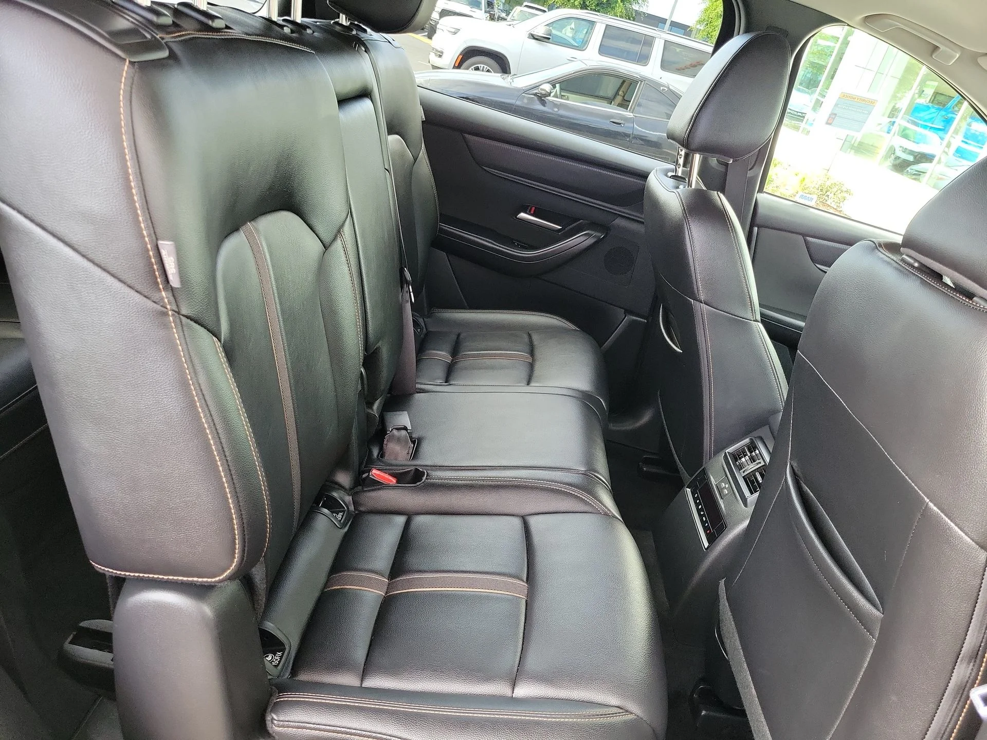 Used 2025 Black Mazda 3.3 Turbo Select image 23