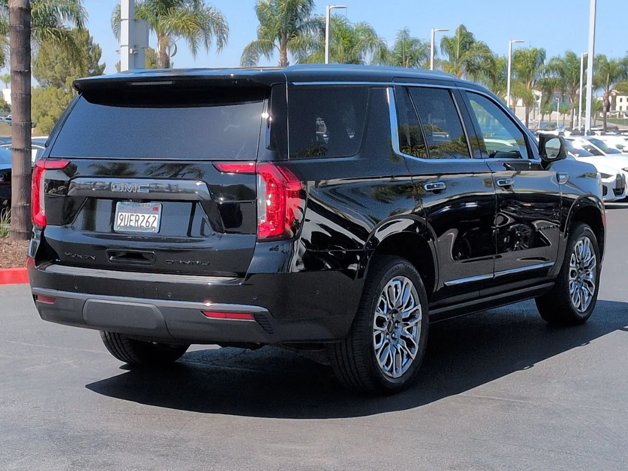 Used 2024 ONYX BLACK GMC Denali Ultimate image 8
