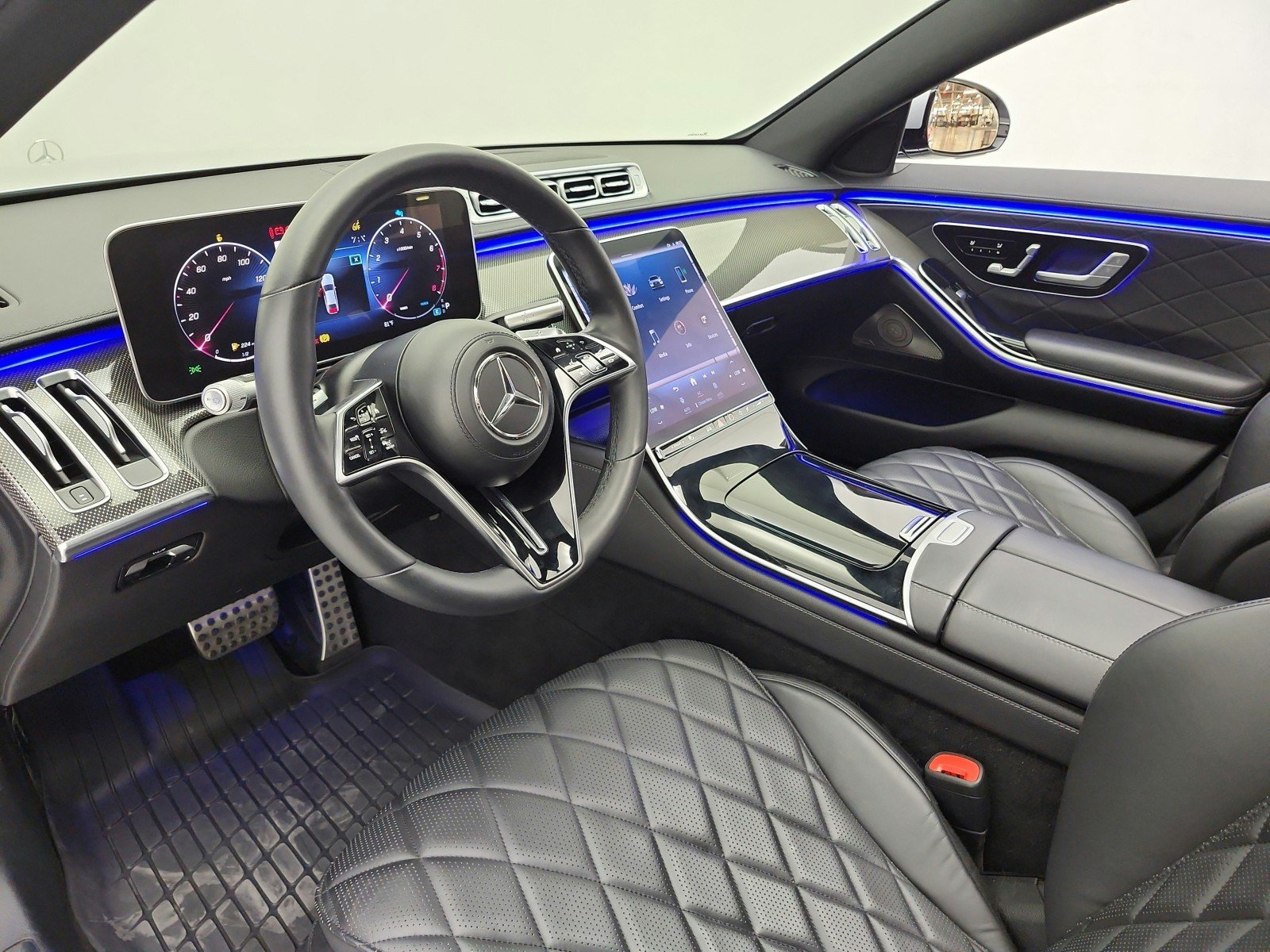 Certified Used 2022 Cirrus Silver Mercedes-Benz S 580 4MATIC® Sedan image 12
