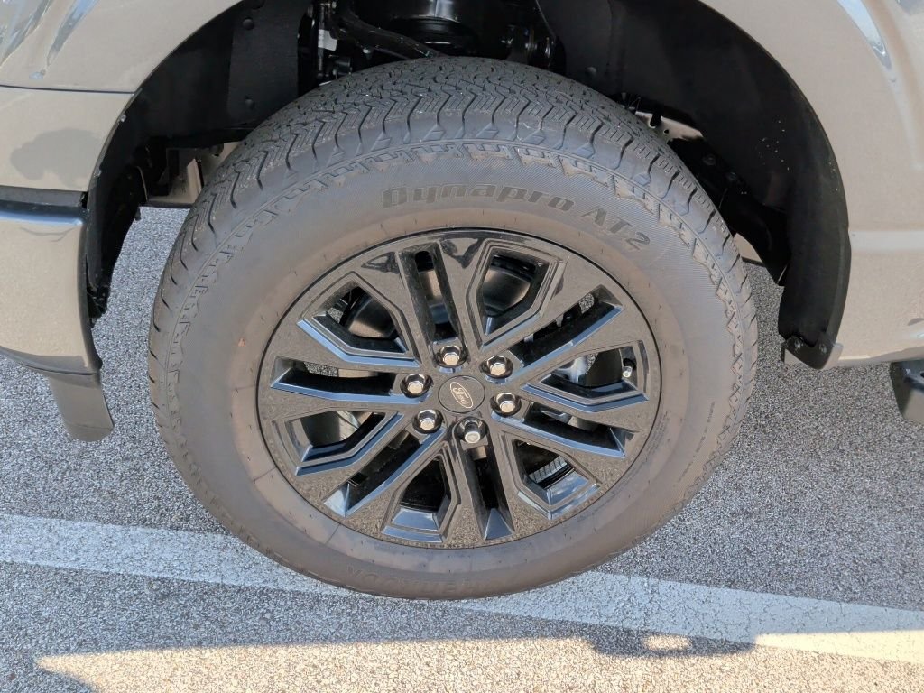 New 2026 Carbonized Gray Metallic Ford Lariat® image 50