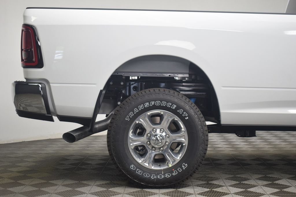 New 2026 Bright White Clear-Coat Exterior Paint RAM Big Horn image 8