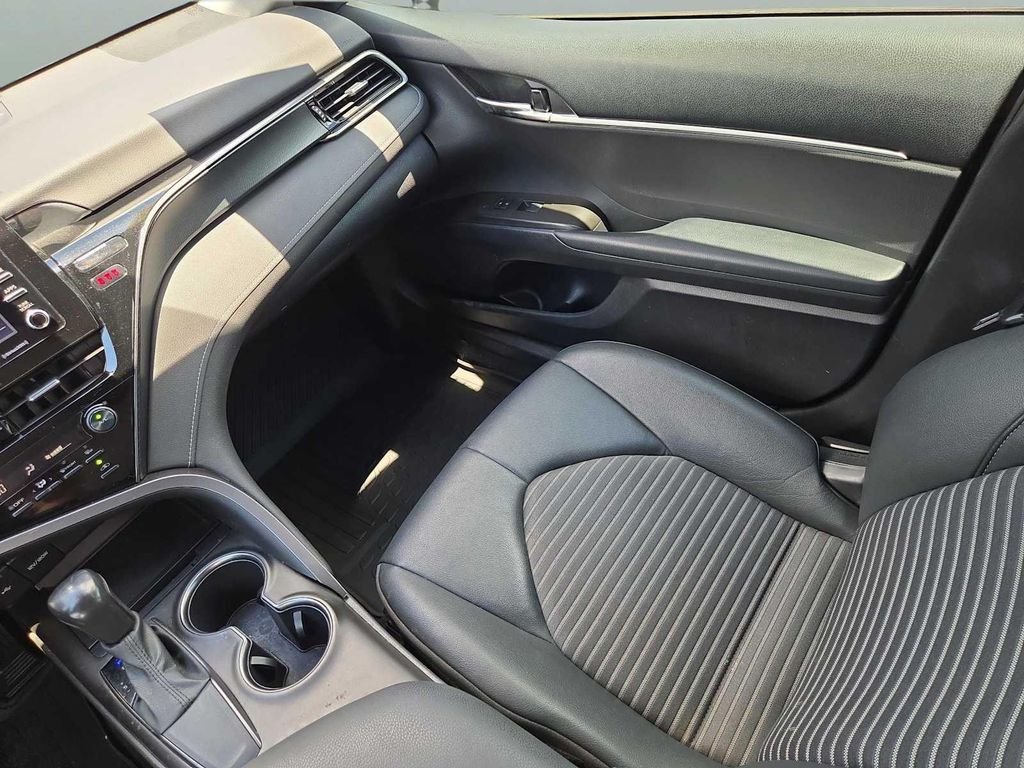 Used 2021 Black Toyota SE Nightshade image 15