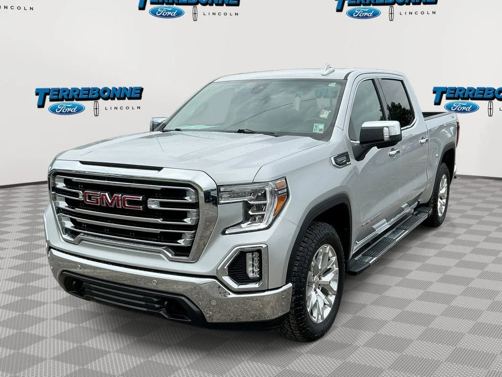 2021 GMC Sierra 4WD Crew Cab Short Box SLT's photo