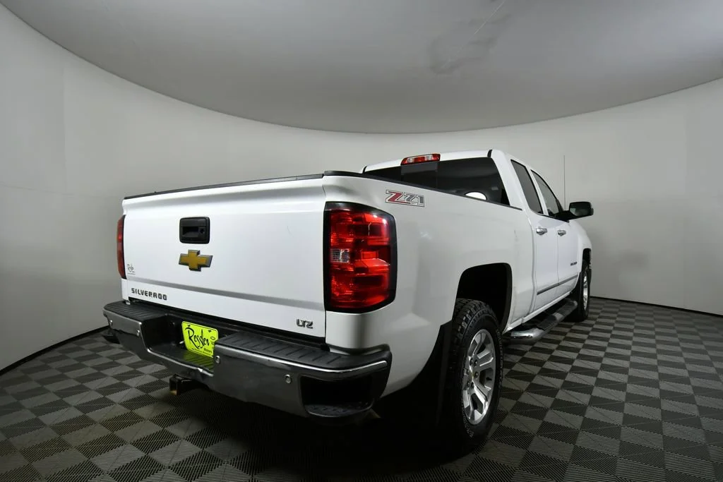 Used 2015 SUMMIT WHITE Chevrolet LTZ image 11