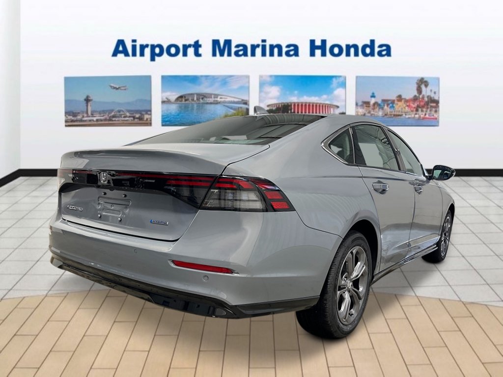 New 2026 Urban Gray Pearl Honda EX-L image 5