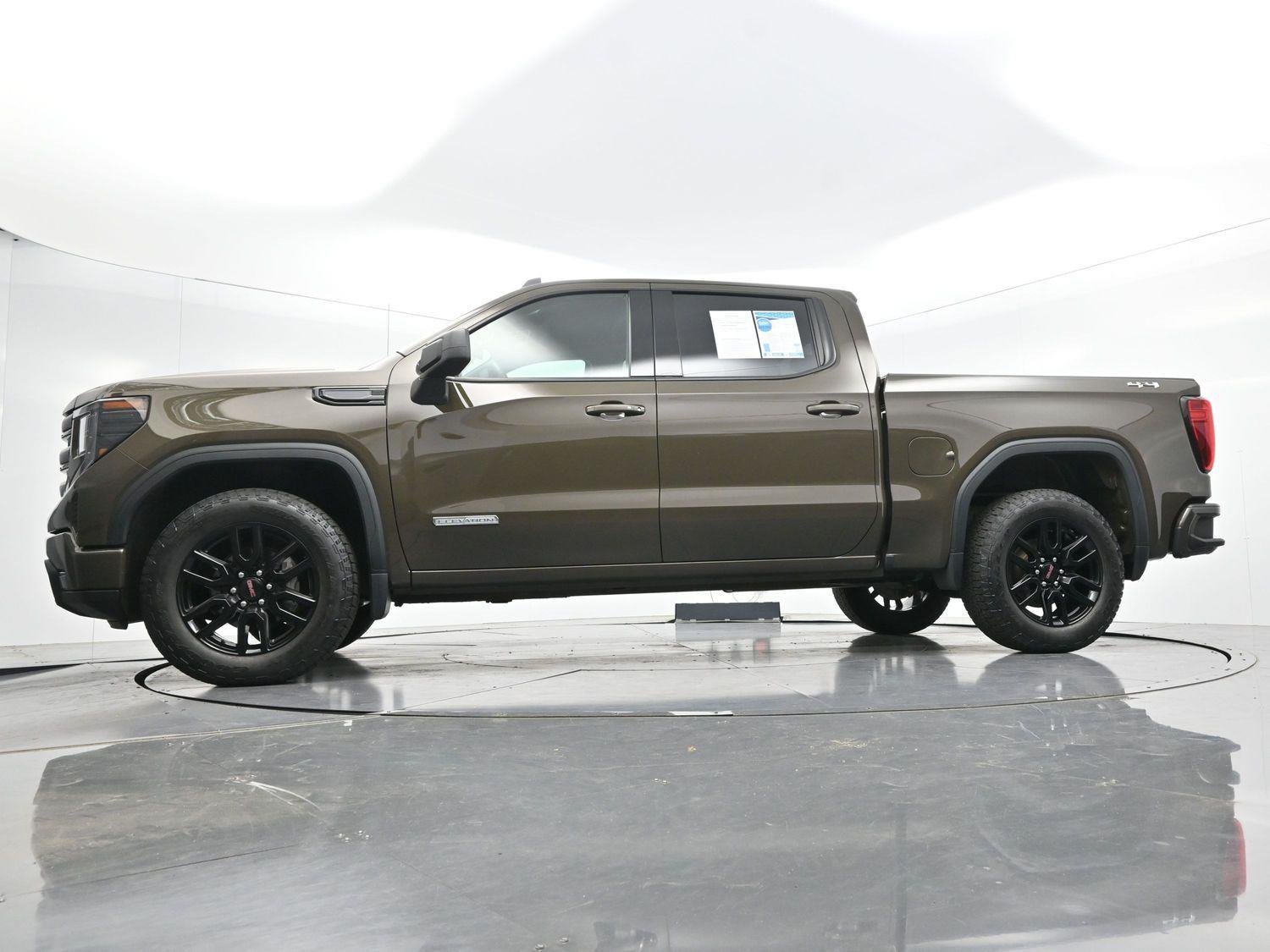 Used 2023 Deep Bronze Metallic GMC Elevation image 42