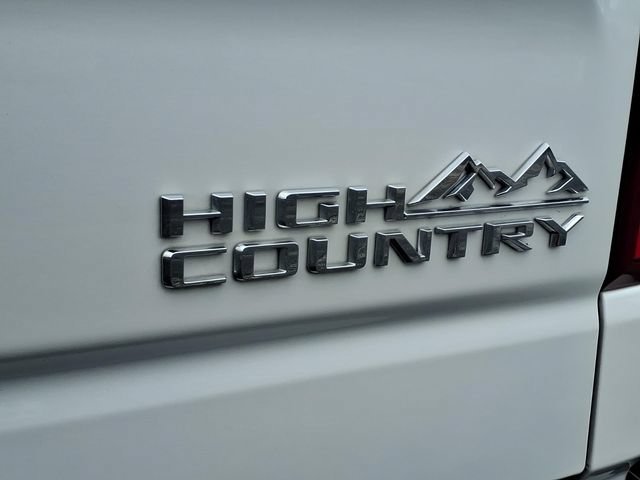 Used 2024 Iridescent Pearl Tricoat Chevrolet High Country image 24