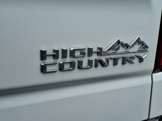 Used 2024 Iridescent Pearl Tricoat Chevrolet High Country image 24