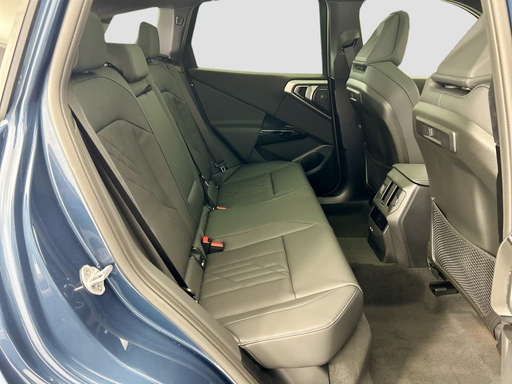 New 2026 Blue Metallic BMW 30 xDrive image 21