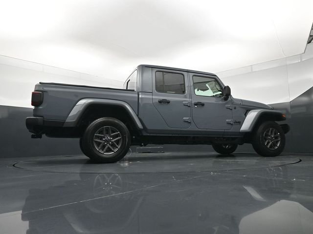 New 2026 Anvil Clear-Coat Exterior Paint Jeep Sport S image 24