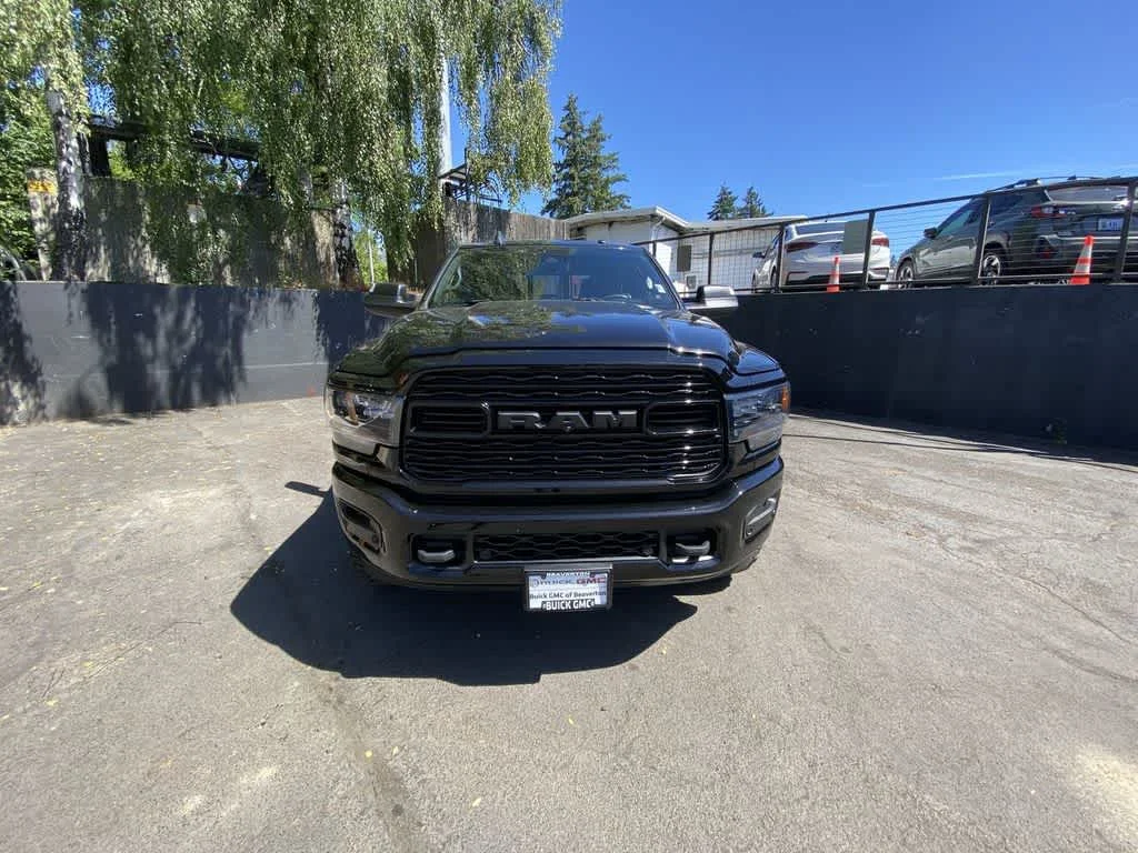 Used 2022 Diamond Black Crystal Pearlcoat Ram Limited image 9