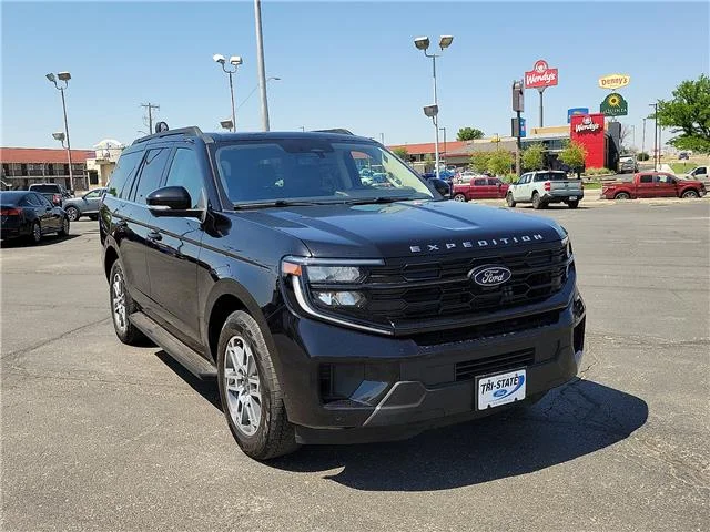 Used 2025 Agate Black Metallic Ford Active 4x4 image 6