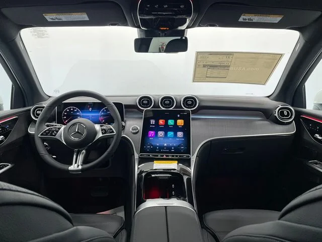 New 2026 Polar White Mercedes-Benz GLC 300 image 6