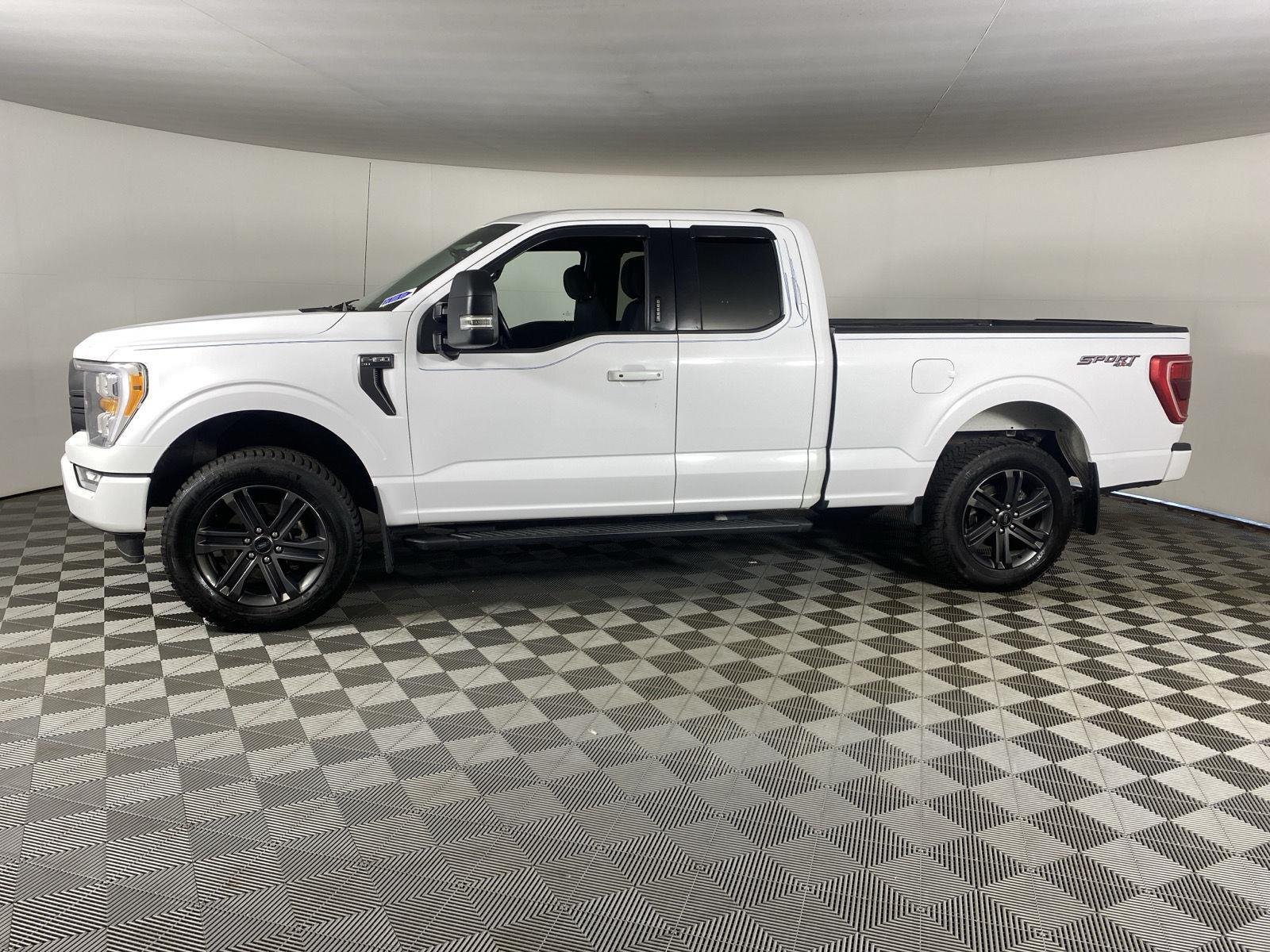 Used 2021 Oxford White Ford XLT image 14