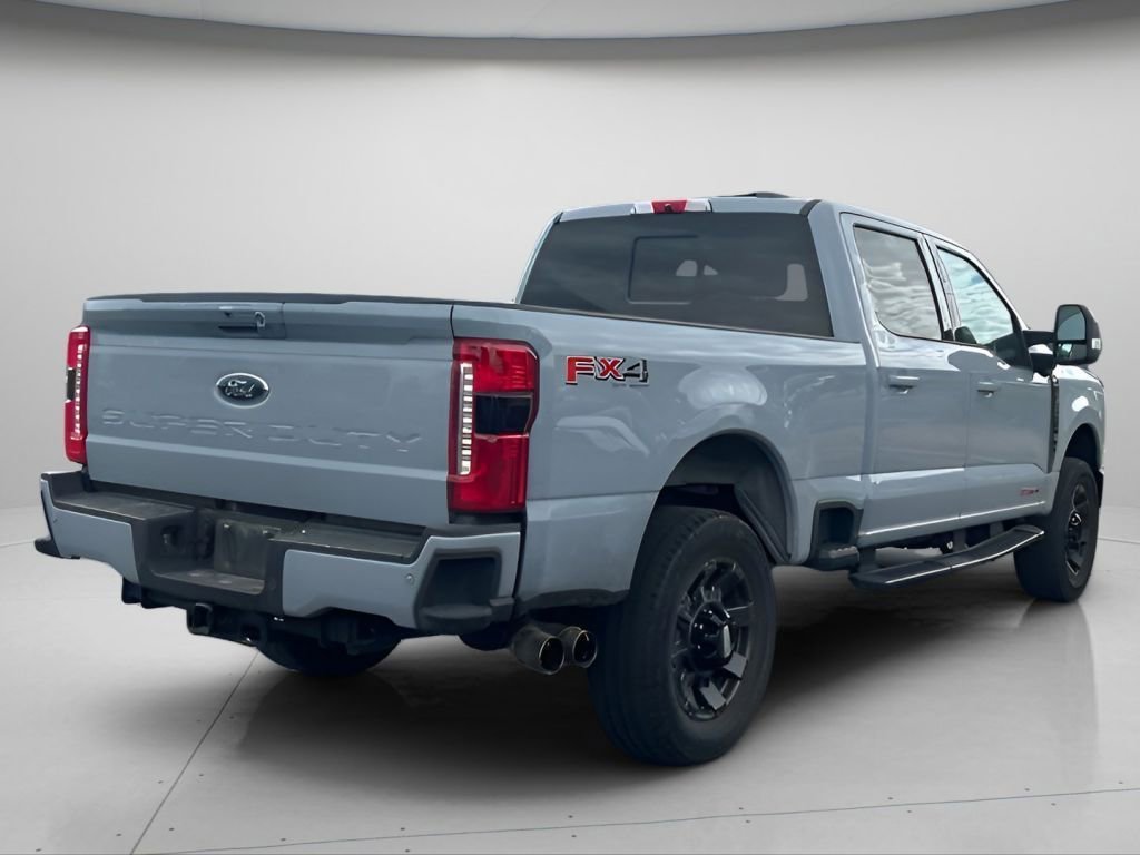 Used 2024 Gray Metallic Ford Lariat image 4