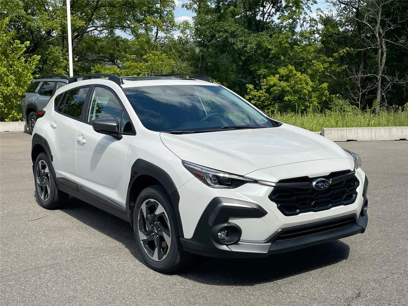 New 2026 CRYSTAL WHITE PEARL Subaru Limited image 7