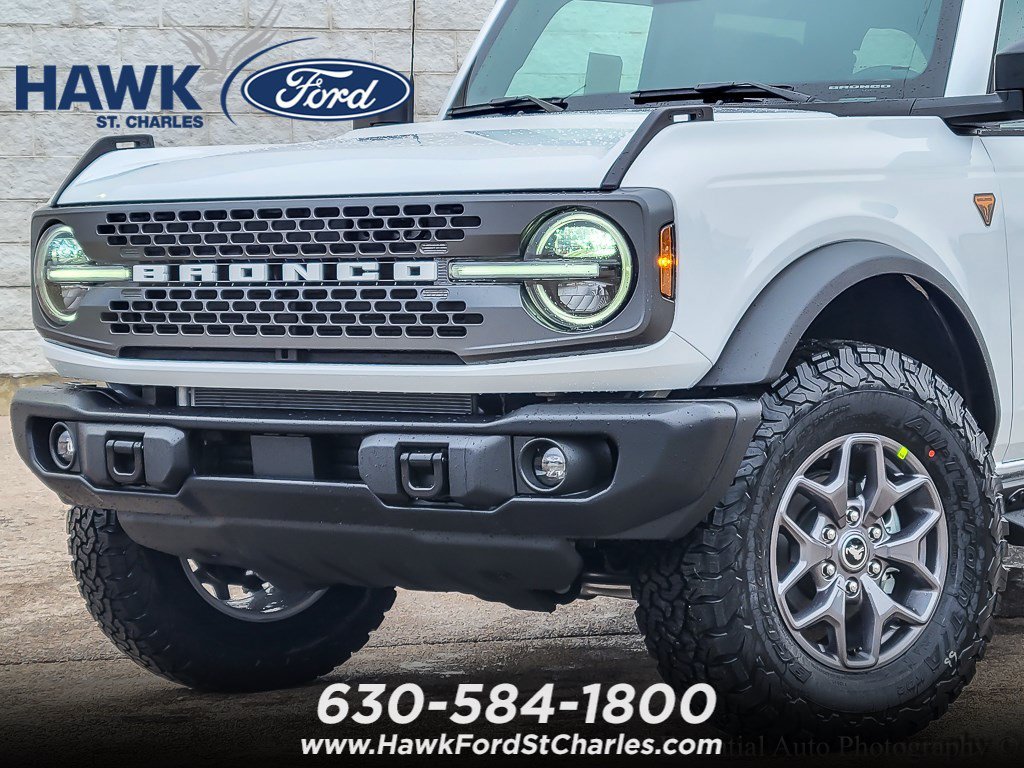 New 2025 Oxford White Ford Badlands® image 2