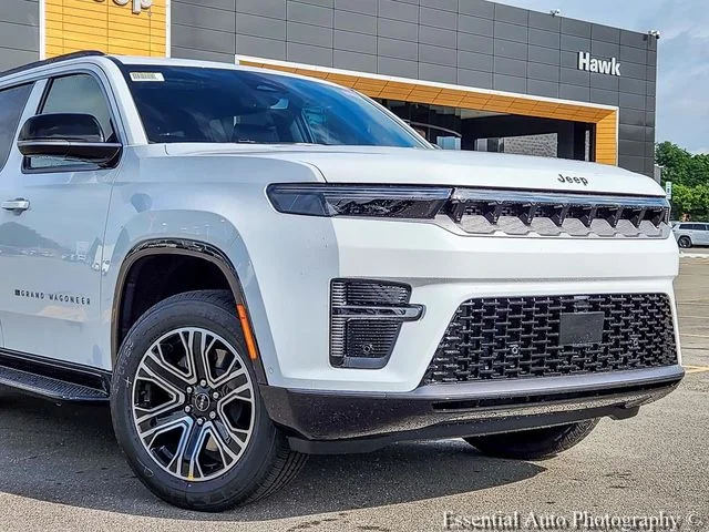 New 2026 Bright White Clear-Coat Exterior Paint Jeep  image 2
