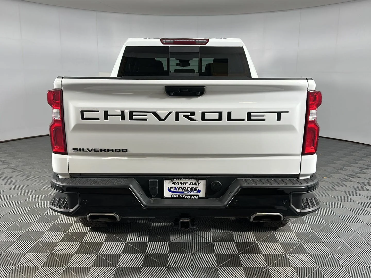 Used 2022 Summit White Chevrolet LT Trail Boss image 23