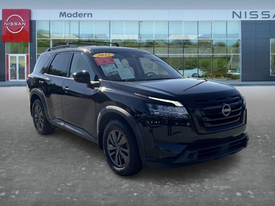 Certified Used 2022 Super Black Nissan SV image 3