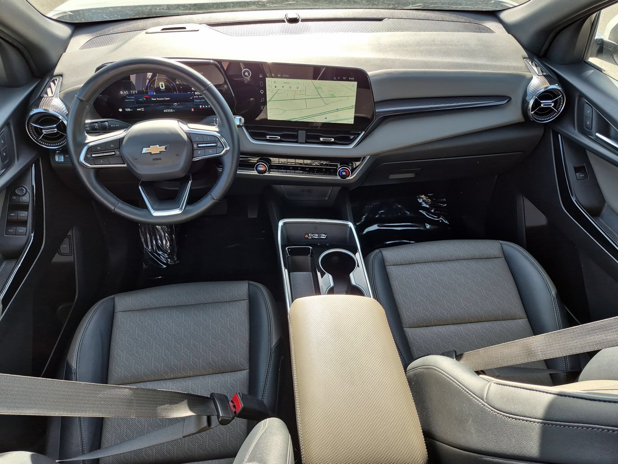 Used 2025 Summit White Chevrolet AWD LT image 28