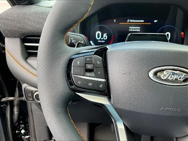 New 2026 Agate Black Metallic Ford Tremor® image 53