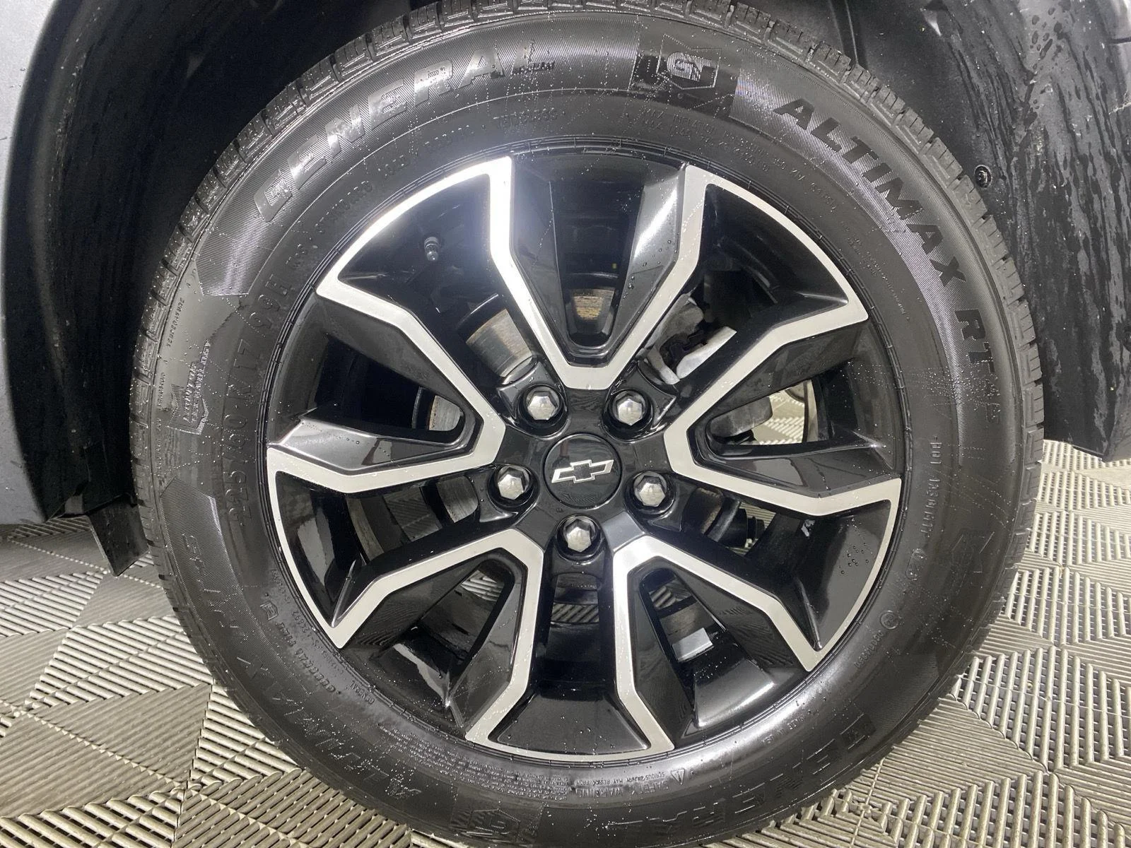 Used 2024 Sterling Gray Metallic Chevrolet ACTIV image 9