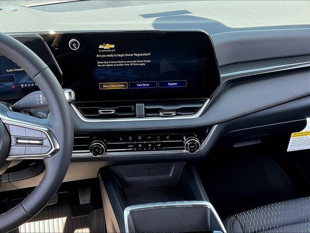 2027 Chevrolet Equinox LT - Photo 6