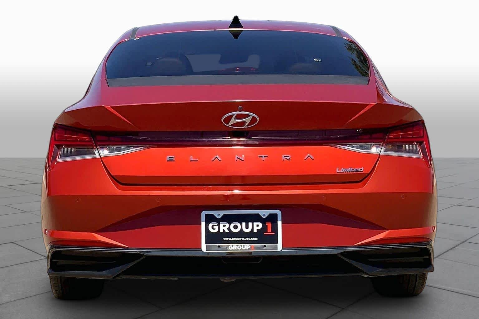Used 2021 Lava Orange Hyundai Limited image 4