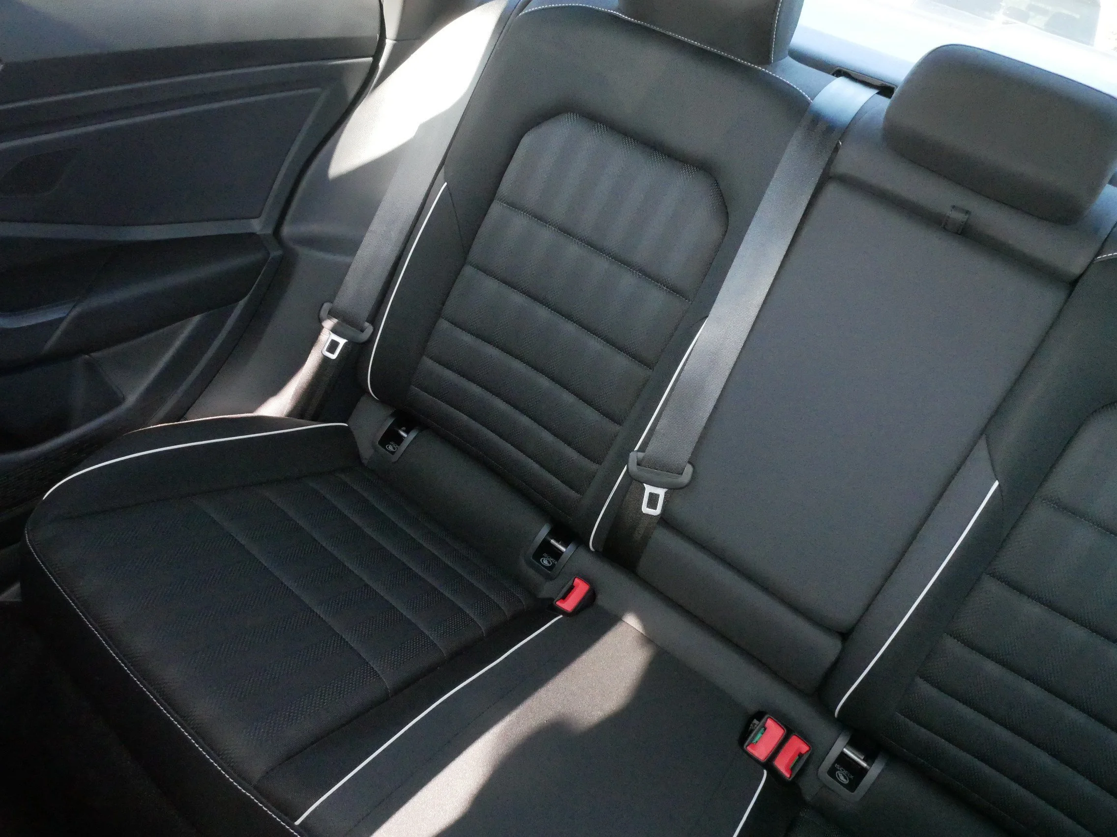 Certified Used 2024 Pyrite Silver Metallic Volkswagen Sport image 12