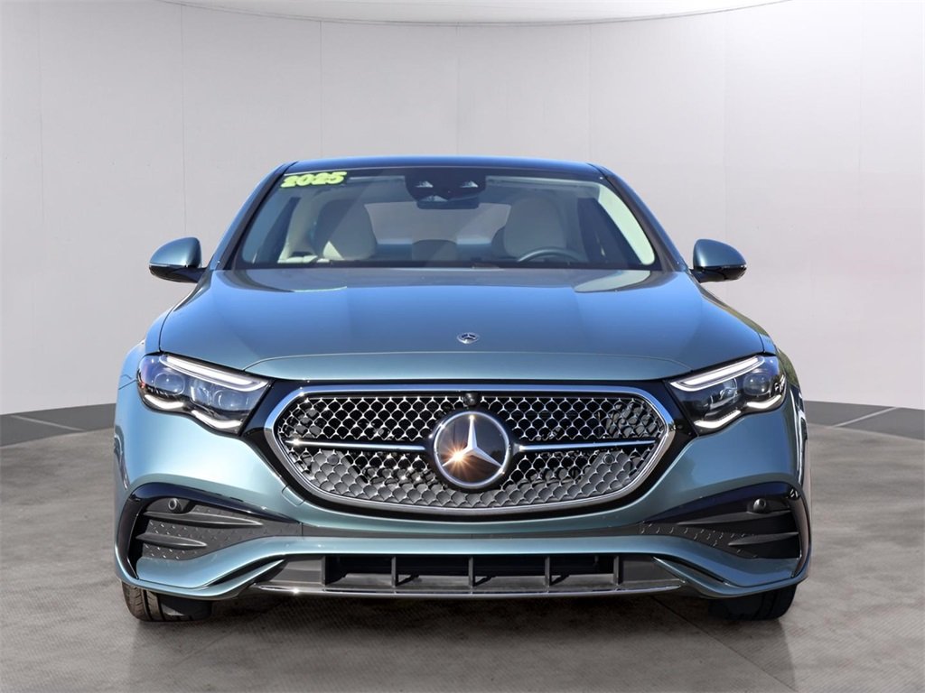 2025 Mercedes Benz E 350 4MATIC photo 2