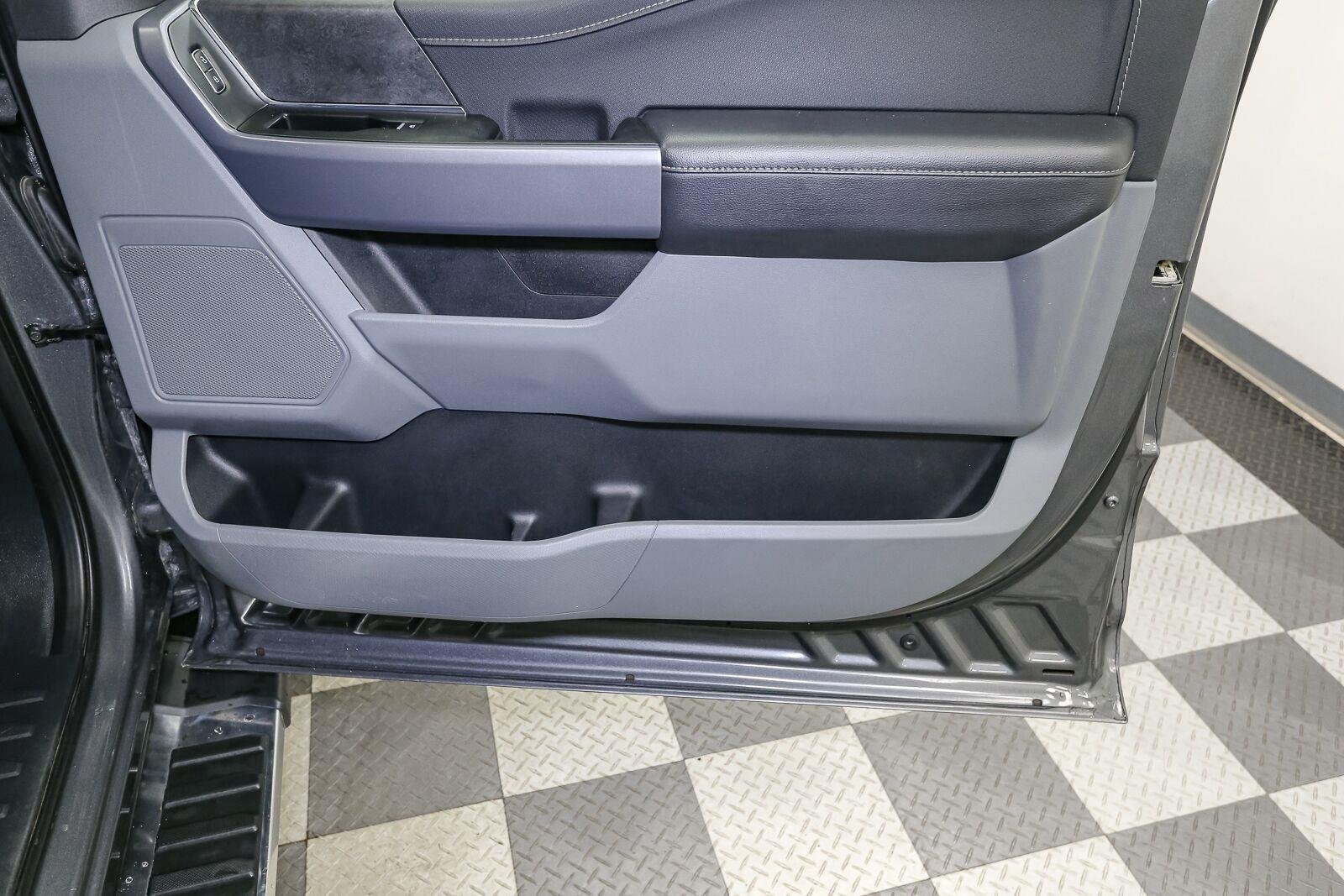 Used 2025 Carbonized Gray Ford XLT image 18