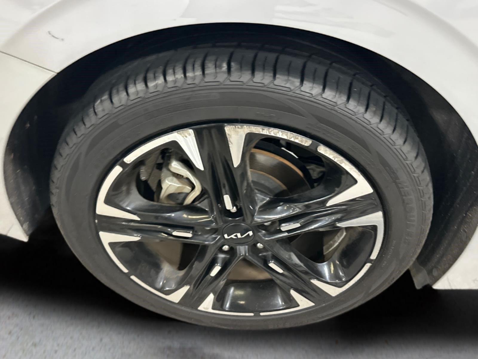 2023 Kia K5 GT-Line - Photo 14