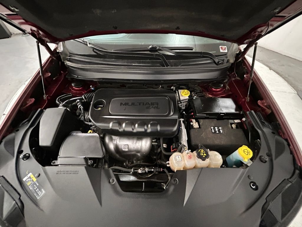 Used 2019 Red Jeep Latitude image 21