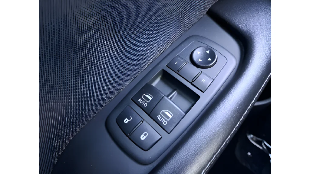 Used 2020 Silver Dodge SXT image 43