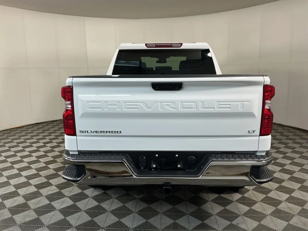 New 2026 White Chevrolet LT image 7